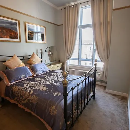 1 Bedroom Apartment Edinburgh Exterior photo