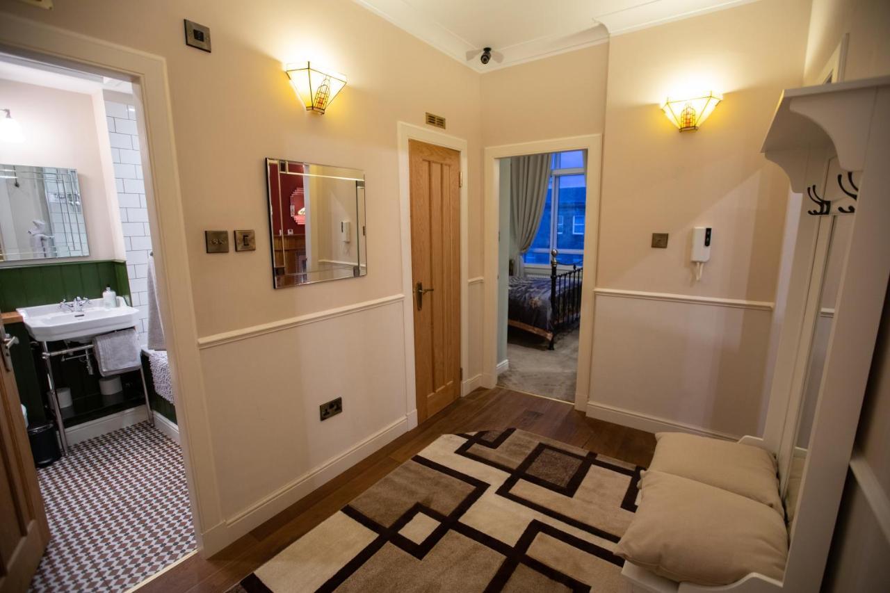 Apartment 1 Bedroom Apartment Edinburgh